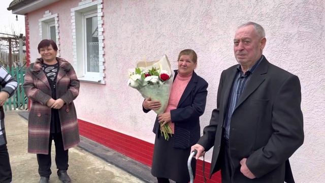 (с. Спея) Музыкальный подарок в день рождения дорогому папе Николаю от двух сыновей, дочки и внуков смотреть онлайн