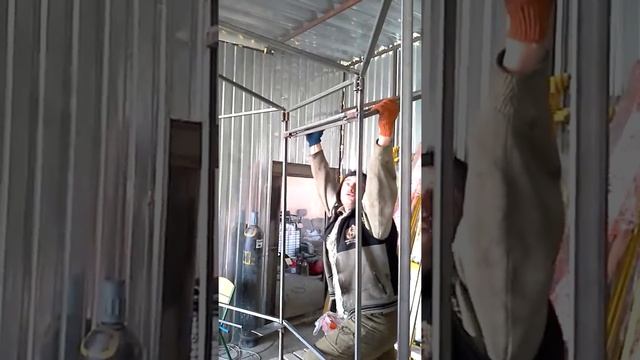 Сборка метало-каркаса смотреть онлайн