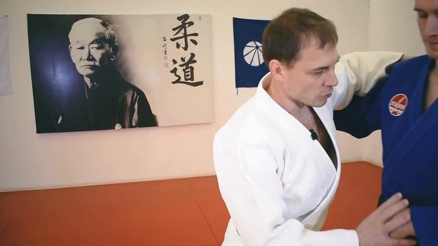 Подхват под одну ногу (Uchi-Mata) от Чемпиона мира по дзюдо Виталия Макарова смотреть онлайн