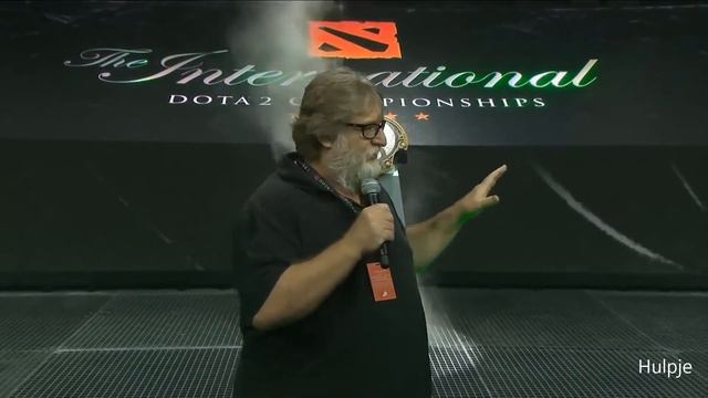 Lord Gaben Newell - Pilfingerdansen смотреть онлайн