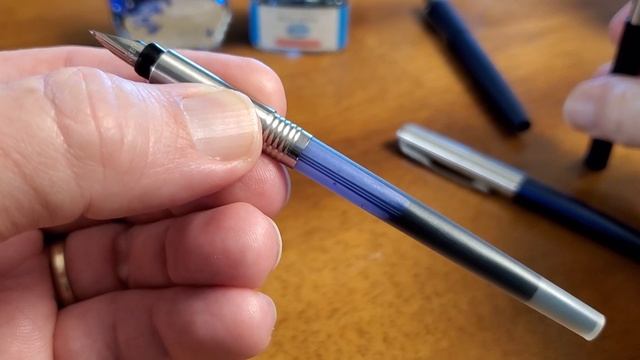 Parker Vector Fountain Pen Review + Exciting News! смотреть онлайн