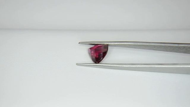 3.09 ct. Natural rubellite tourmaline / 3,09 карата. Натуральный турмалин рубеллит смотреть онлайн