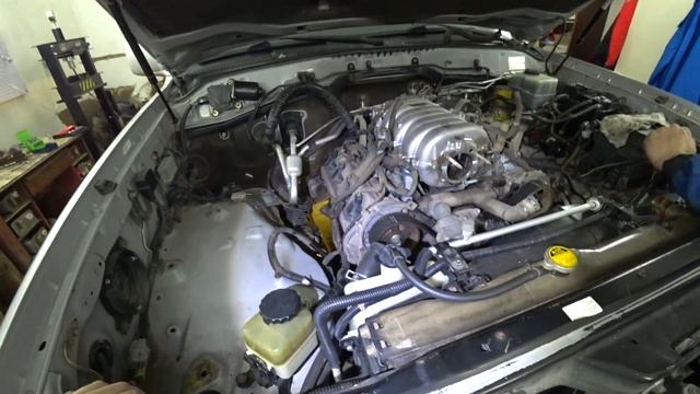 Замена ГРМ на 2UZ-FE — Toyota Land Cruiser 100 Часть 5...