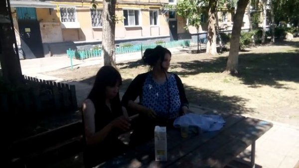 Посидели в тенёчке,пора и честь знать!"Стоп алкашка".