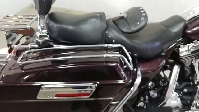 HARLEY-DAVIDSON FLHRI Road King (8249)