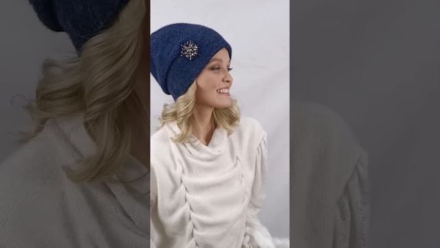 Женская шапка-бини / Осенняя шапка-бини / Зимняя шапка-бини (Арт. 30251812BLUE) смотреть онлайн