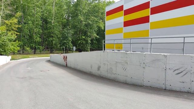 О'Кей на Бабушкина: Гипермаркет или уже торговый центр? смотреть онлайн