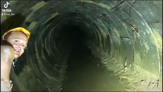 Кто носит фирму Адидас - тому любая девка даст . смотреть онлайн