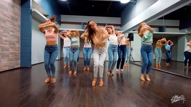 Анна Белых. Бачата женский стиль смотреть онлайн