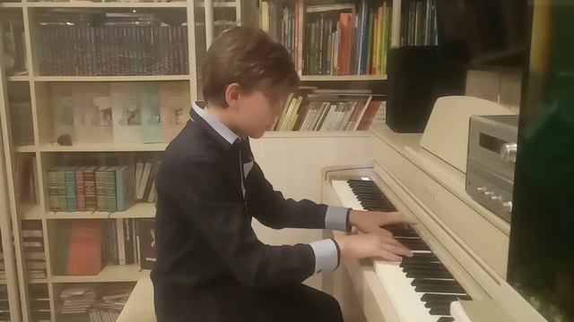 Ф.Шопен " Вальс си-минор", исполняет Григорий Березовский класс О.А. Тагуновой смотреть онлайн