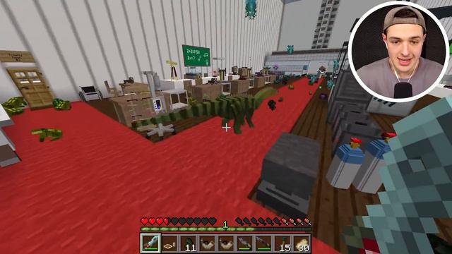 MY FRIENDS FOOLED ME WITH A MORPH MOD in MINECRAFT! смотреть онлайн