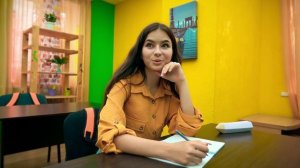 МАША ФЛИРТУЕТ СО СТАРШЕКЛАССНИКОМ!!!