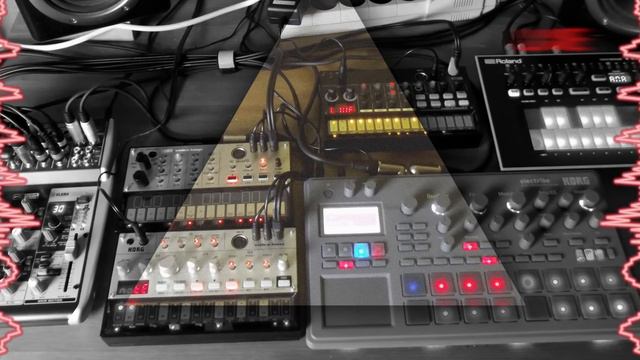 Gate Dimension LIVE jam | Korg Electribe 2 , Korg Volca Bass / Keys , Roland TB-3 смотреть онлайн