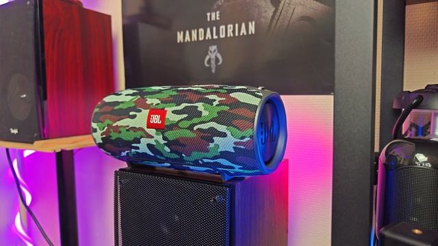 JBL Xtreme VS MIFA Wildbox