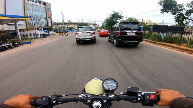 2020 JAWA 42 Test Ride, Mileage and walkaround Review!! смотреть онлайн