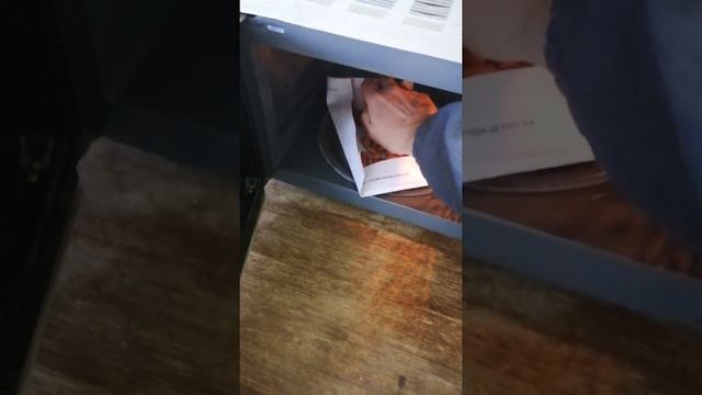 Как пожарить арахис за 3 минуты в микроволновой печи смотреть онлайн