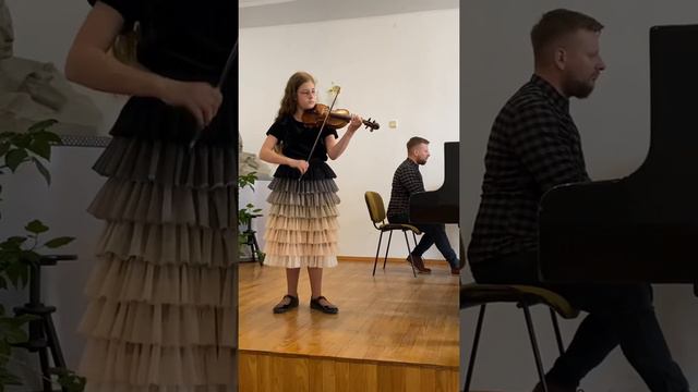 Шуберт Бджілка смотреть онлайн