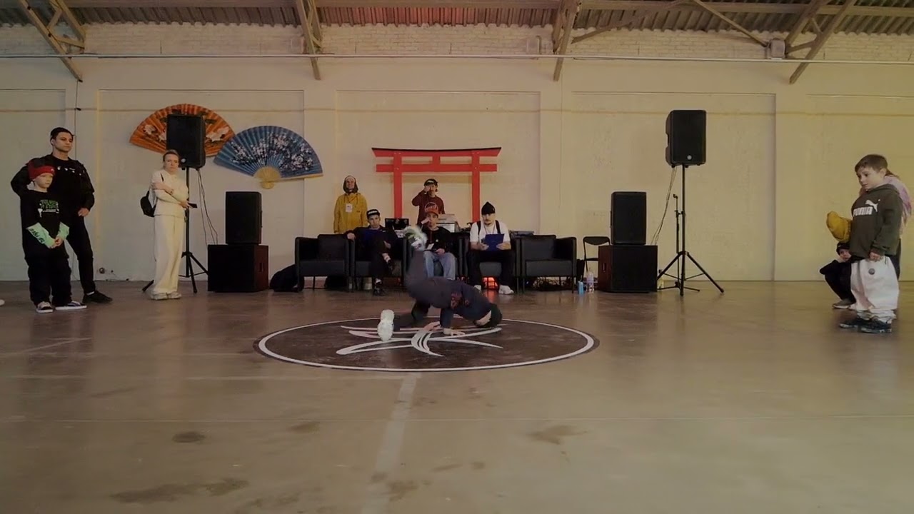 BABY (до года) ↔ Round 2 ↔ 1'2 ↔ BREAK RAVE CYPHER #breakrave #bmvideo смотреть онлайн