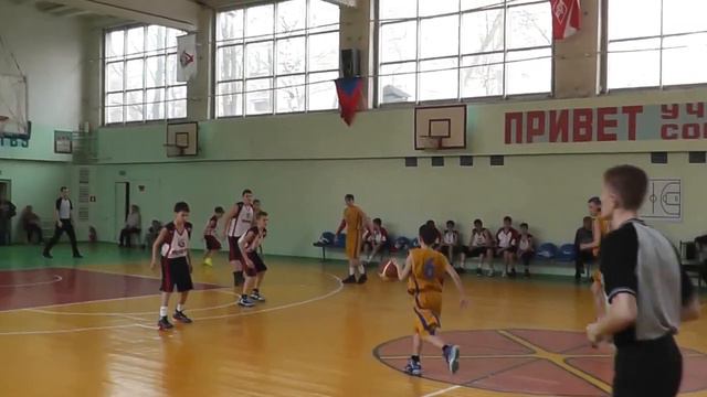 Красногорск-Химки юноши 2000гр 14.04.13.г третья четверть смотреть онлайн