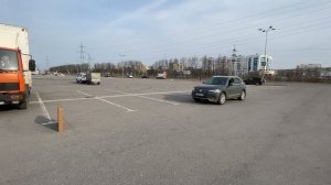 Активация автоматического торможения при маневрировании вперед на Volkswagen Tiguan