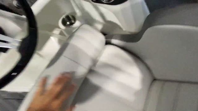 2020 Sea Ray SPX 210 Outboard For Sale at MarineMax Clearwater смотреть онлайн
