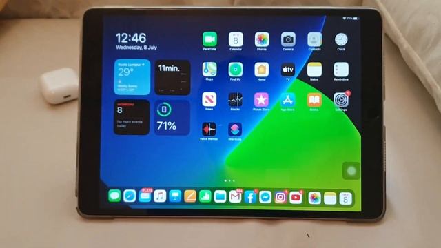 iPadOS 14 Beta 2 is Out! - What's New? смотреть онлайн