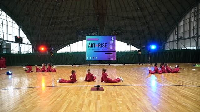 ШТИ «Карусель» (8-9 лет) – «Ловят ритм» (рук. Мария Шафран) смотреть онлайн