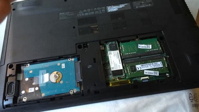 SSD Installation on ACER Laptop - SSD Установка на ноутбуке ACER смотреть онлайн