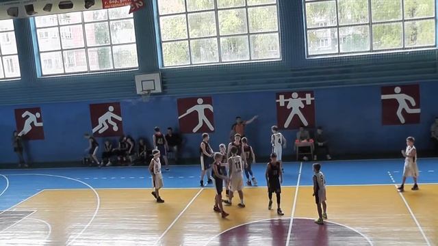 МЕЩЕРА vs. ВОДНИК (г. Бор) 4-я четверть ДЮБЛ сезона 2017-18 г.г. юноши 2004-05 г.г. смотреть онлайн