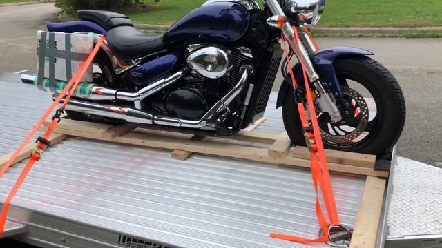 Отправка с США мотоцикла SUZUKI BOULEVARD M-50 смотреть онлайн