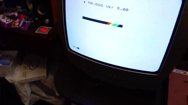 Впервые щупаю ZX Spectrum 48k Подключение, обзор, впечатления смотреть онлайн