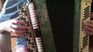 Разбор песни малиновый звон на баяне