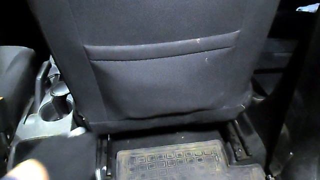 Как снять передние сиденья на солярисе смотреть онлайн