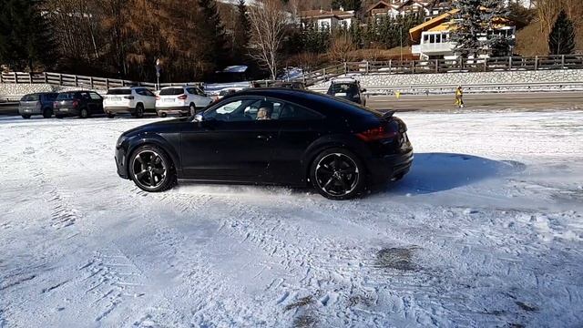 Audi TTS Quattro Snow Lunch Control Stage 2 flames?? смотреть онлайн
