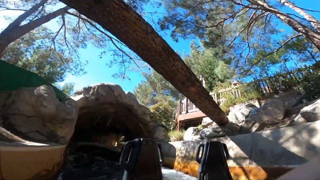 Riding CRAZY Roller Coasters at Knotts Berry Farm! смотреть онлайн