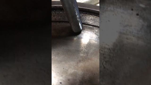 Маховик/строительная техника, удалить сломанные болты - Часть1 - Новая резьба смотреть онлайн