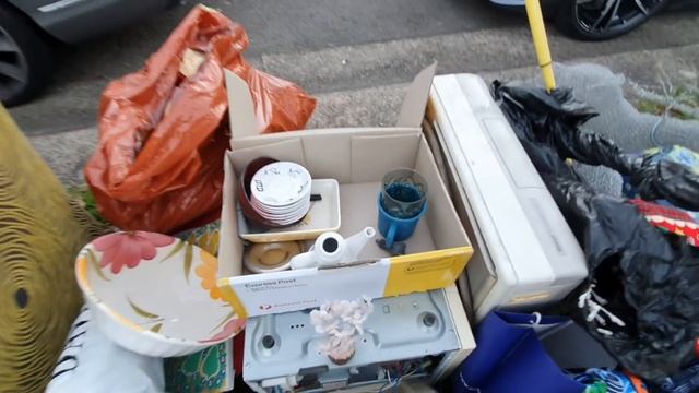 Это всё выкинули ! А я взяла и забрала.Обзор находок и поиск клада в Австралии.Не свалка,а барахолк смотреть онлайн