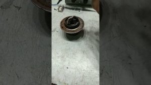 Устранение течи антифриза из под корпуса термостата Рено Логан 1 фаза,1.4