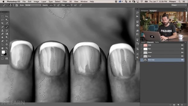 How to Color Nail Polish in Photoshop смотреть онлайн