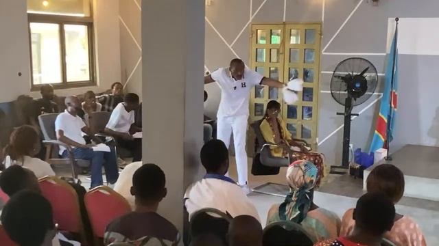 ROGER BAKA : UNIVERSITE DE LA FOI CHRÉTIENNE /UFC смотреть онлайн