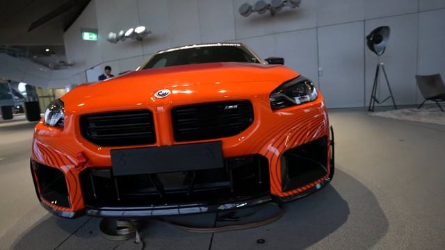 BMW G87 M2 (2023) with M-Performance parts - walk around in the BMW Welt Munich смотреть онлайн