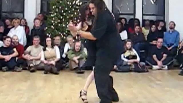 Miguel & Kristina's Bachata Numero Dos смотреть онлайн