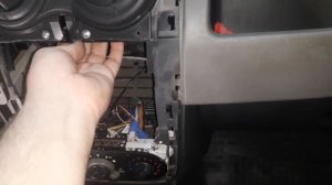 Renault LOGAN 2010. Установка магнитолы 2 DIN. Весь процесс установки. Своими руками. DIY