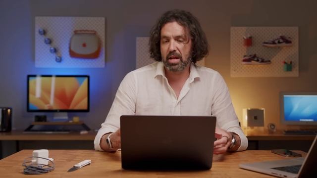 Konečně! Nový MacBook Air M2. Midnight barva je... смотреть онлайн
