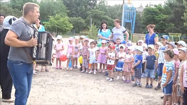 День защиты детей и Всемирный день Молока смотреть онлайн