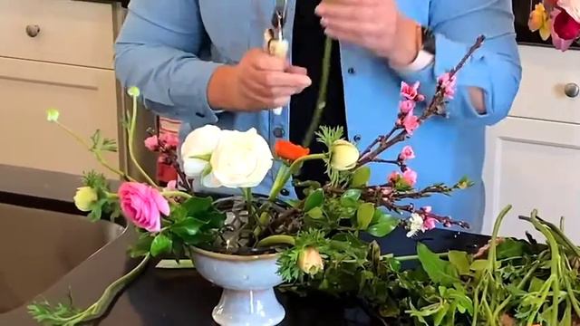 Spring Floral Arranging смотреть онлайн