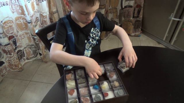 коллекция минералов (collection of minerals) смотреть онлайн