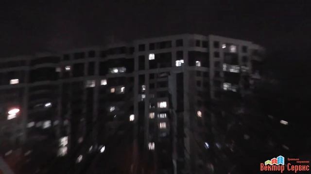 Перенос шкафа с оборудованием, камер и протяжка кабеля под землей на стройке смотреть онлайн