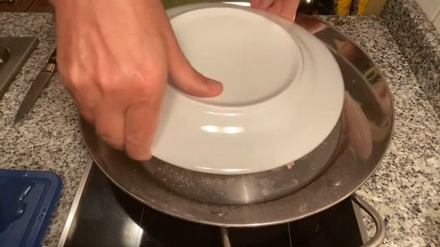 Очень вкусная курочка в сливочном соусе . Köstliches Huhn in einer cremigen Sauce. смотреть онлайн