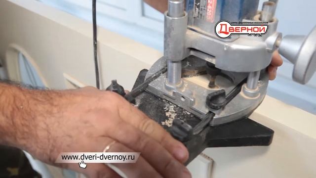 Идеальная установка межкомнатных дверей: работа с дверным полотном смотреть онлайн